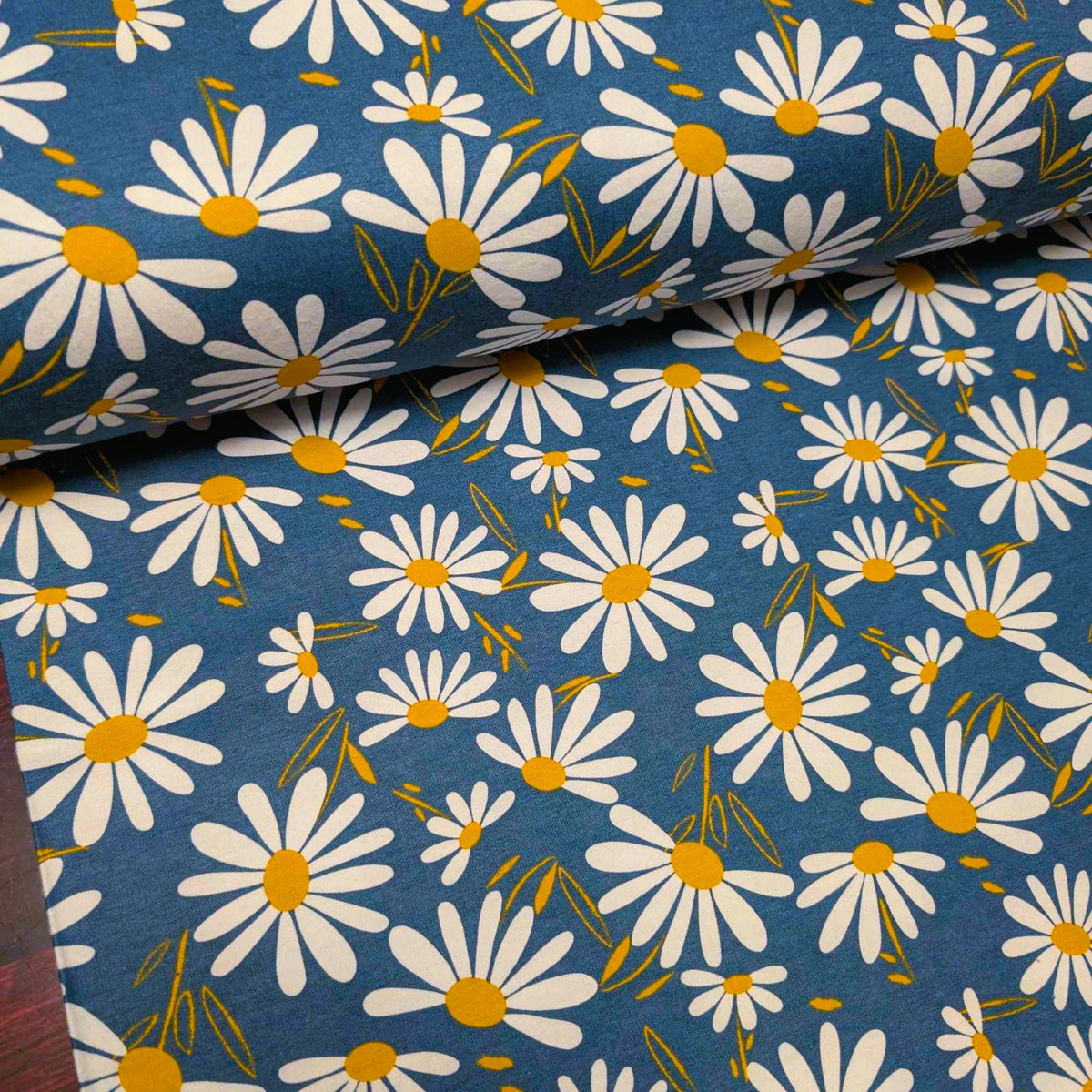 Modern Daisy Floral Cotton Flannel Fabric | Soft Brushed | Contemporary Flower Print