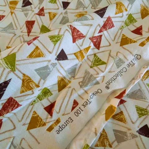 Triangles Terra Jersey – Soft & Organic Fabric