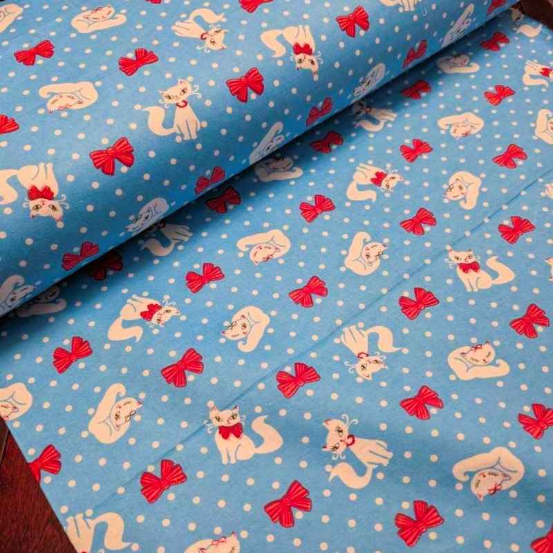 White Cat FLANNEL, Red Bows on blue